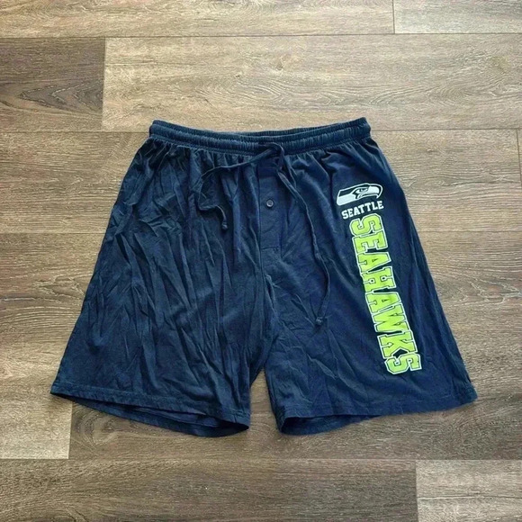 Seahawks sleepwear.  Men’s size medium.  Good condition! No stains or holes. - Picture 1 of 5